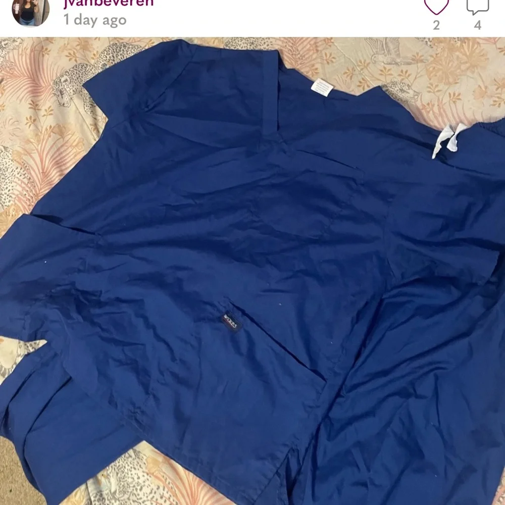 Scrub Set: Red - Picture 2 of 2